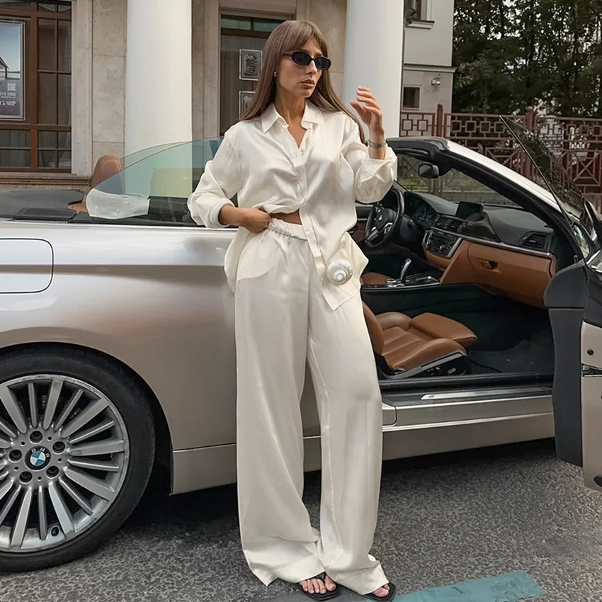 

Autumn And Winter Street Style Casual Suit Autumn Retro Loose Apricot Satin Shirt Trousers Two-piece Women's Clothing