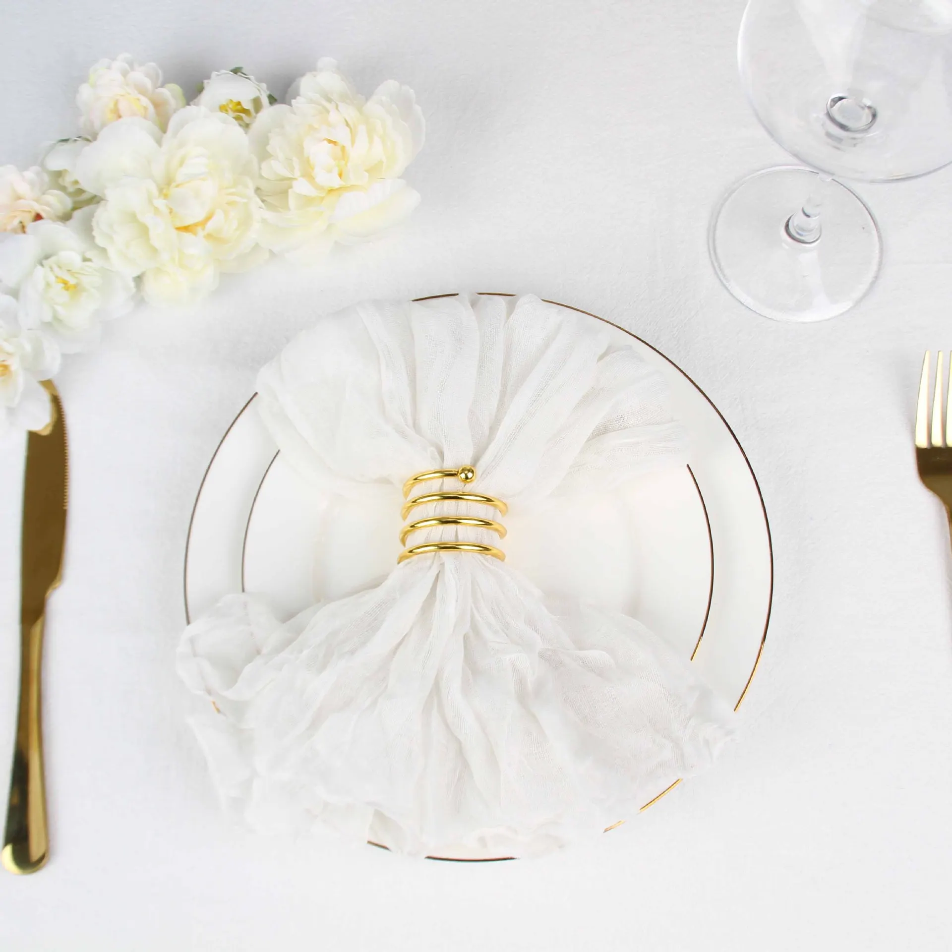 

12PCS Boho Rustic Cheesecloth Dinner Cloth Napkins for Wedding Parties Event Decoration Table Napkins Tea Towel Soft Wrinkled