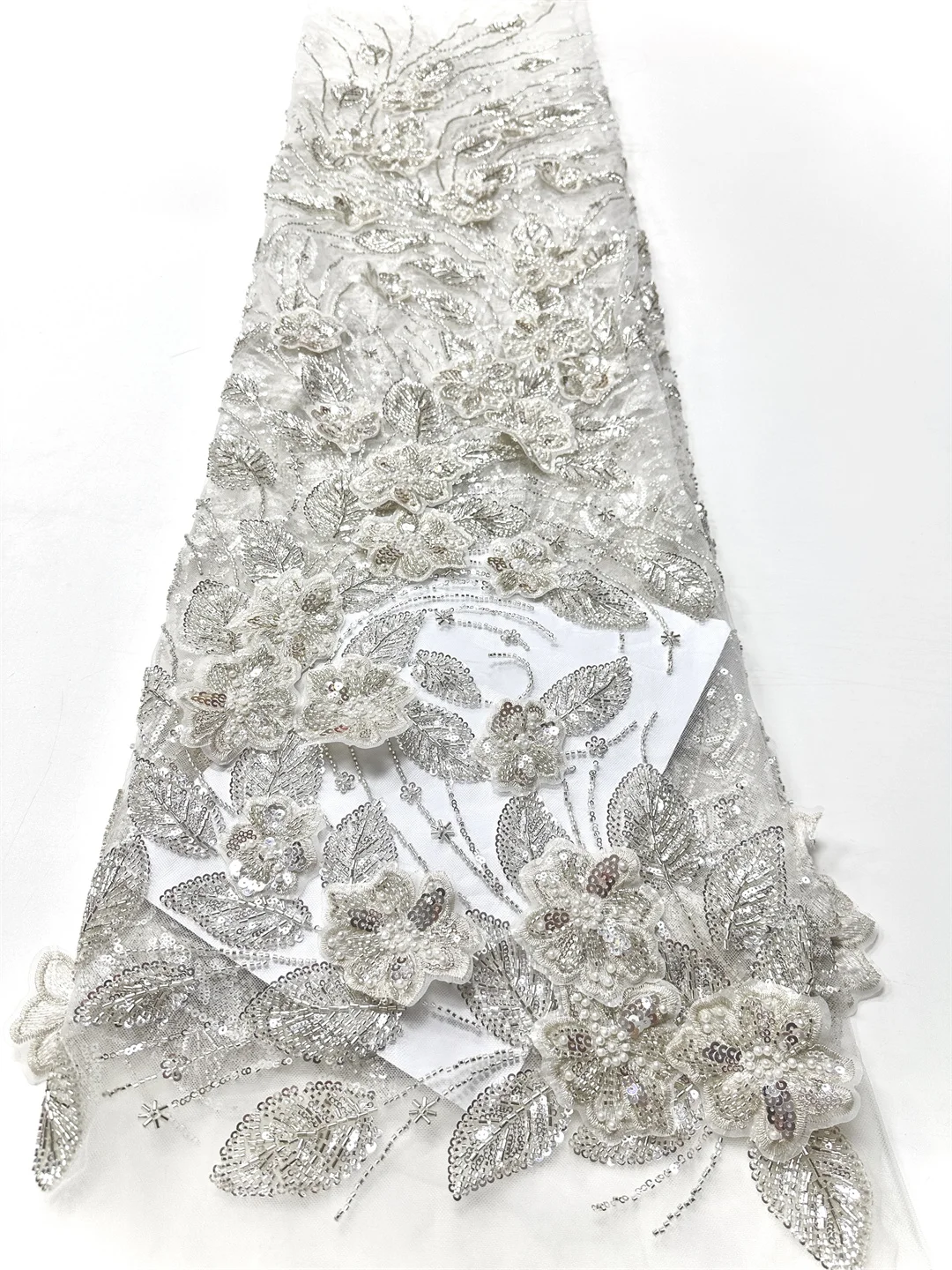 Kain Tulle 3D 2025 dengan Manik-manik Payet, Laris Manis, Baru, Gaya Afrika Nigeria Prancis untuk Gaun Pengantin Pesta Pernikahan Kelas Atas