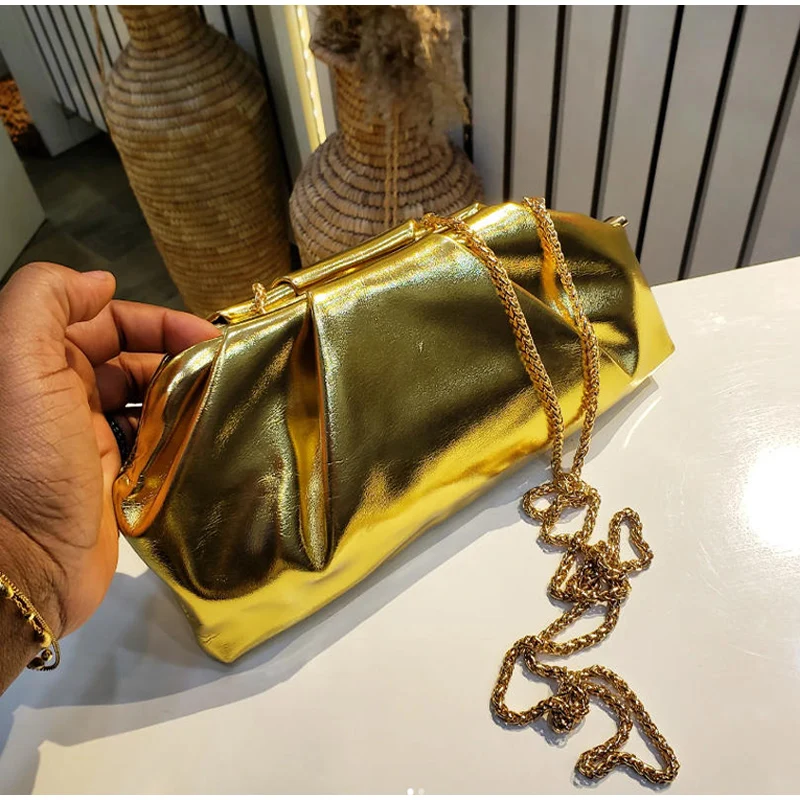 

Luxury Banquet Bag Fashion Golden Pleated Cloud Bag Advanced Simple Clutch Bag Versatile Women' Chain Crossbody Bag Shoulder Bag