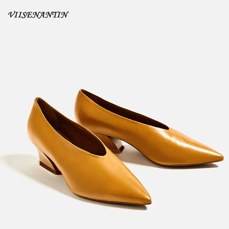 

4.5cm Med Heel Comfortable Grandma Shoes Elegant Lady Pointed Toe V-mouth Slip on Lazy Mules Loafers Yellow Red Leather Sapatos