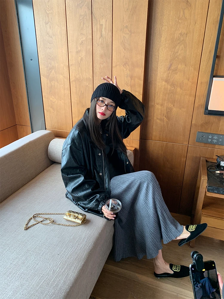 Damska kurtka motocyklowa Bla, nowość 2024, styl uliczny, skóra PU, długi płaszcz, wywijany kołnierz, krój regularny, chińska marka.