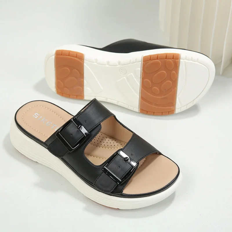 Women's Large Size Slippers Thick Soled Walking Beach Shoes Belt Buckle Solid Color Casual Lightweight Comfortable Sandals