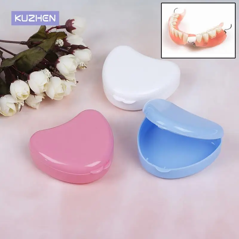 Good Quality Dental Orthodontic Retainer Box Case for Denture Teeth Mouth Guard Storage Heart Shape False Teeth Box Storage Case