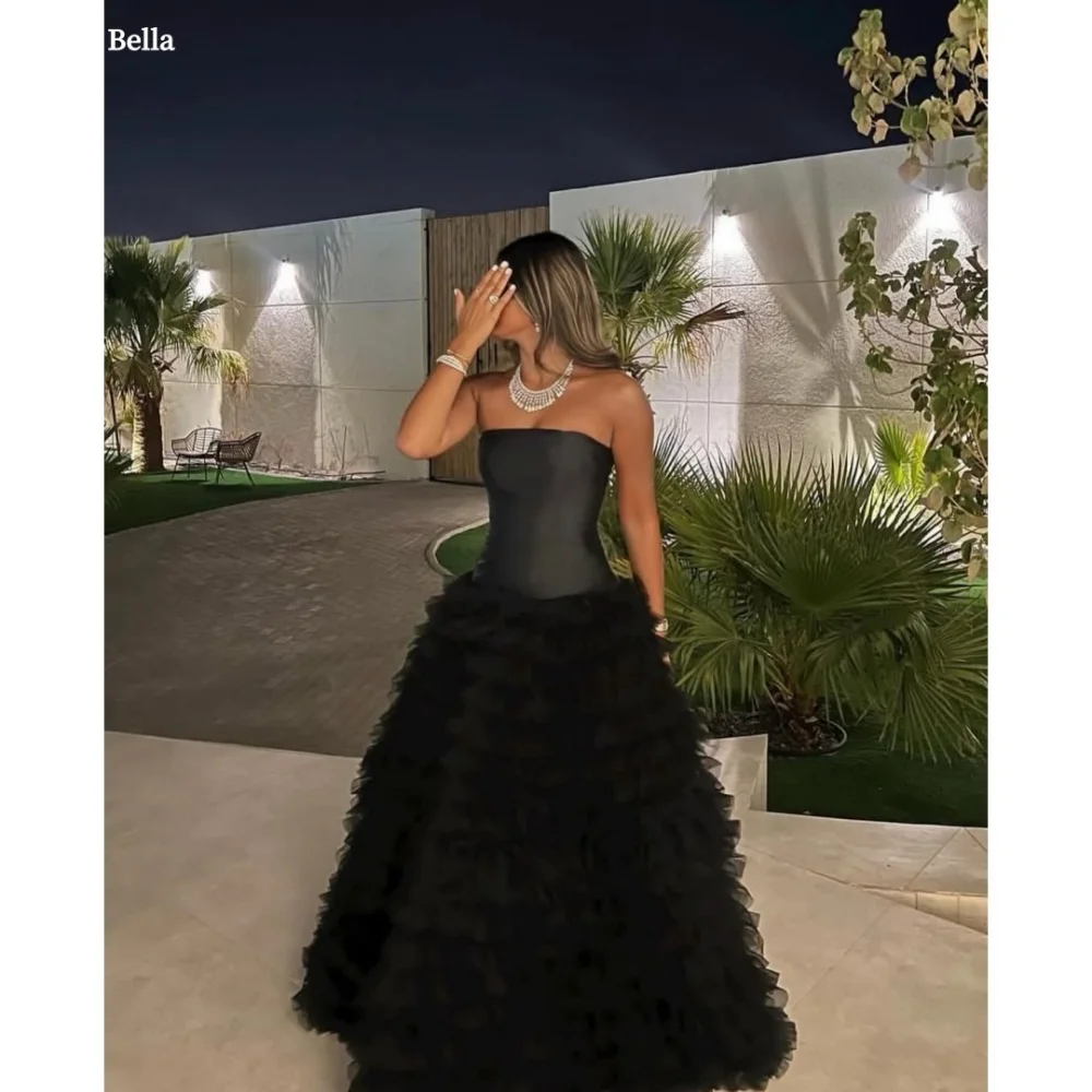 

Bella Customized Black Multi-Layered A-line robes de soirée Mesh Fabric Strapless Party Dresses Floor-Length Prom Dress 2025
