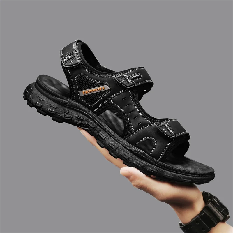 Summer Sandals Men Slippers Outdoor Beach Casual Shoes Indoor Durable Anti Slip Peep Toe New Breathable Male Shoes 