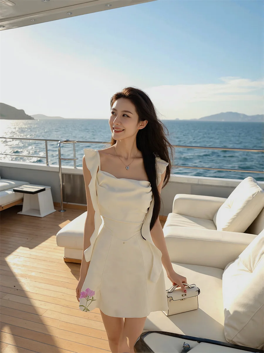 Vestido de mujer elegante para fiesta, estilo princesa fruncido, abertura lateral, abertura alta, corte recortado, agujeros calados, Sexy