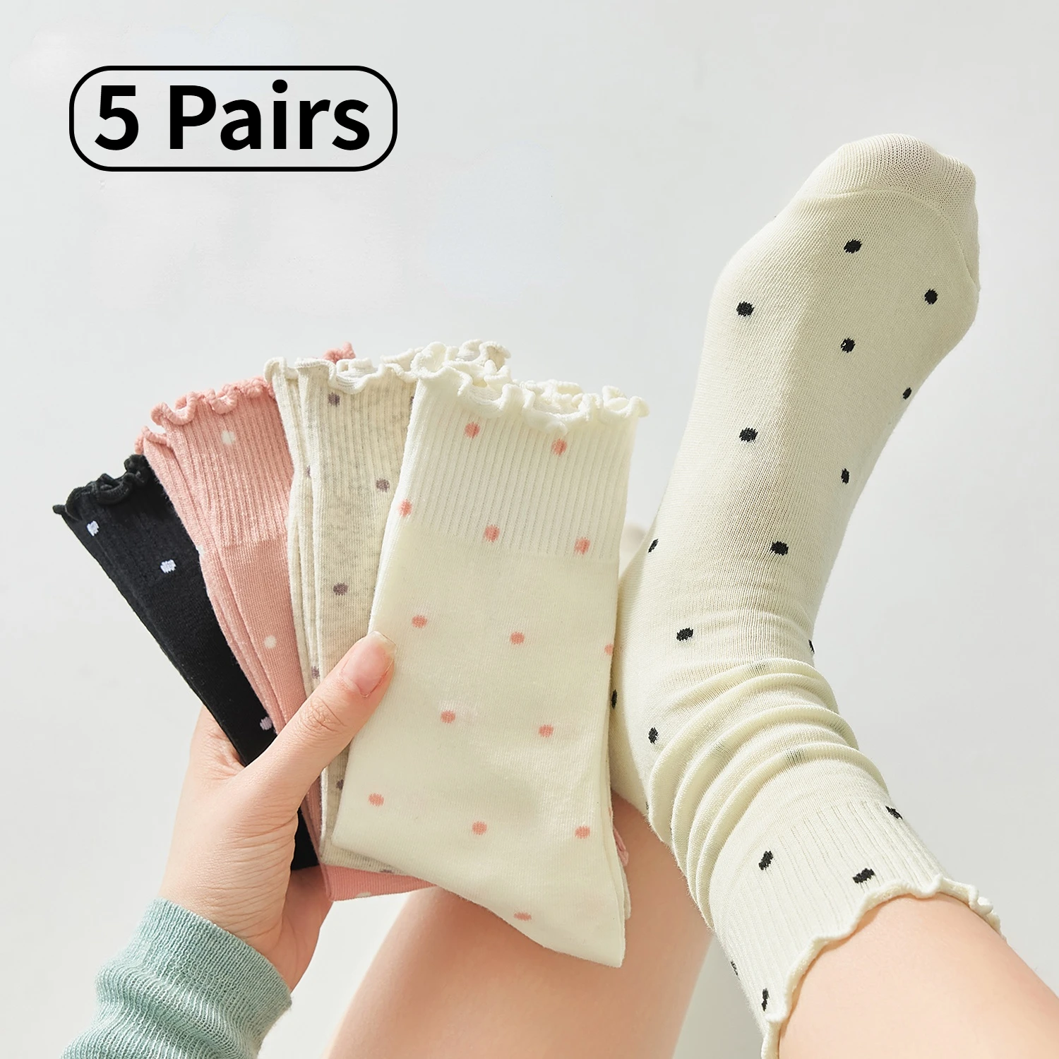 

Trendy Autumn 5 Pairs Mid-Calf Socks - Casual Polka Dot Sports Socks for Women