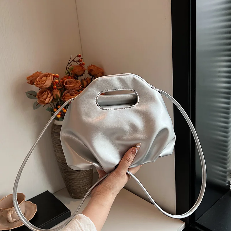 

Trendy Pleated Crossbody Bag 2025 New for Women, Lightweight Vintage Shoulder Purse, Casual Drawstring Bag for Daily Use