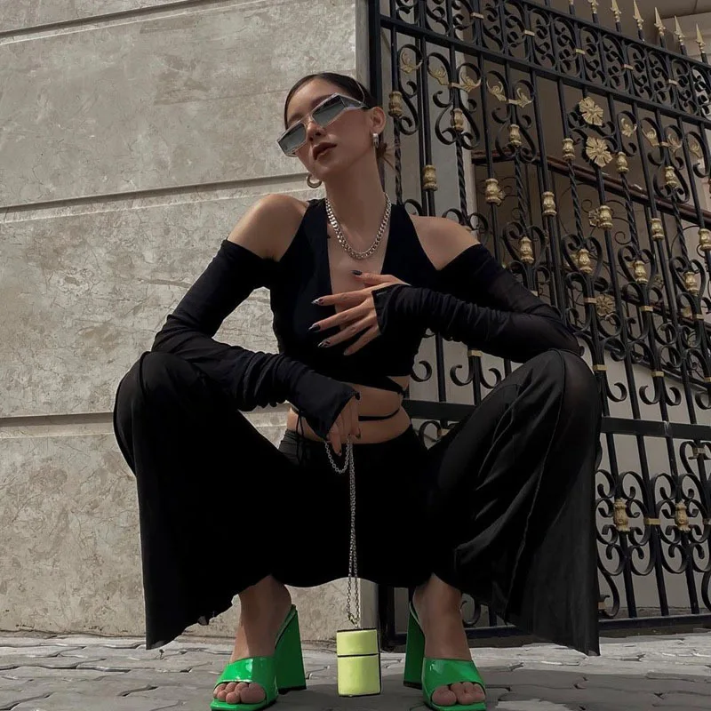 

Female Off Shoulder Cross Bandage Crop Tops Women Y2K Ins Chic Hotsweet Streetwear Tees T Shirts Pullovers Night Club Sexy Tops