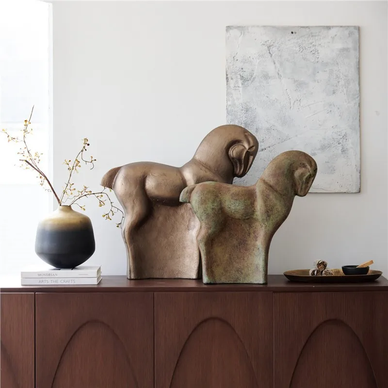Sculpture New Chinese-style tan horse big sculpture retro old horse ornament model room entrance decoration