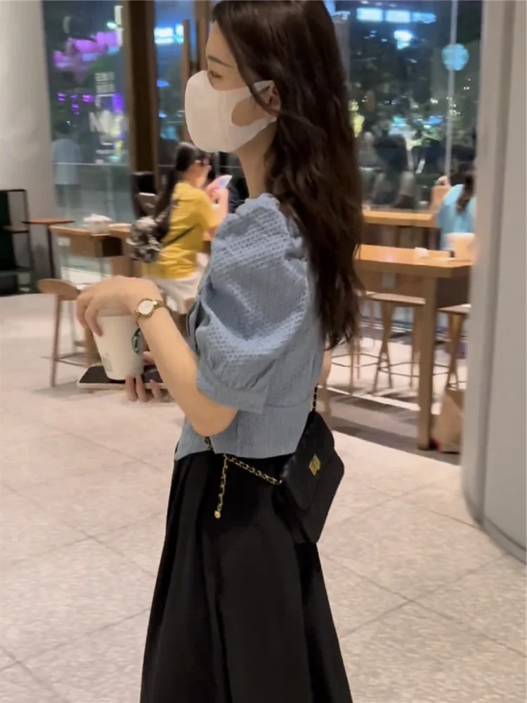 French Short Shirts Women 2024 Summer Beautiful Casual All-match Tops Slim Waist Exotic Chic Puff Sleeve V-neck Female Jackets