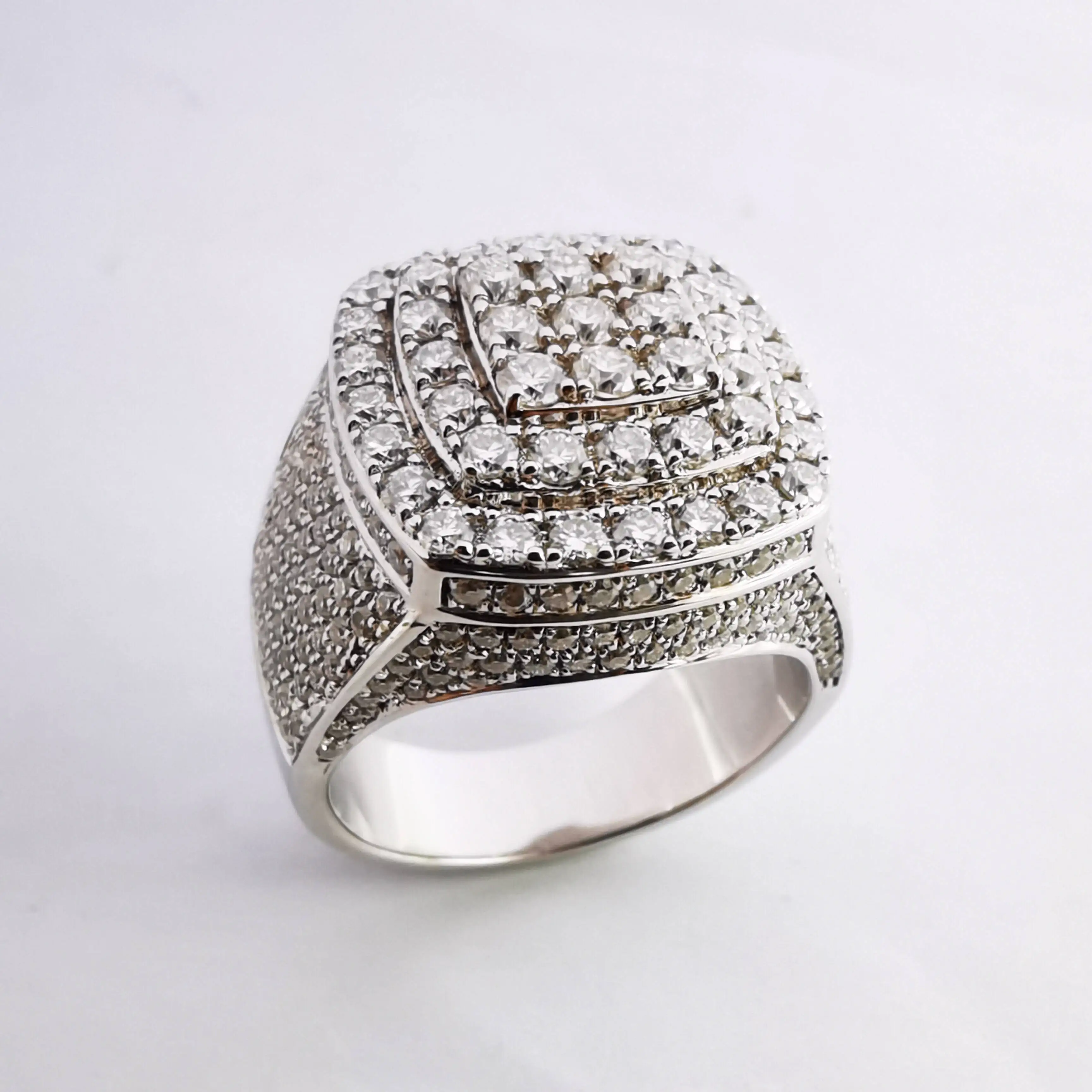 

Wholesale Latest Trendy Design Hip Hop Micro Insert Moissanite Jewelry 925 Sterling Silver Rings for Men