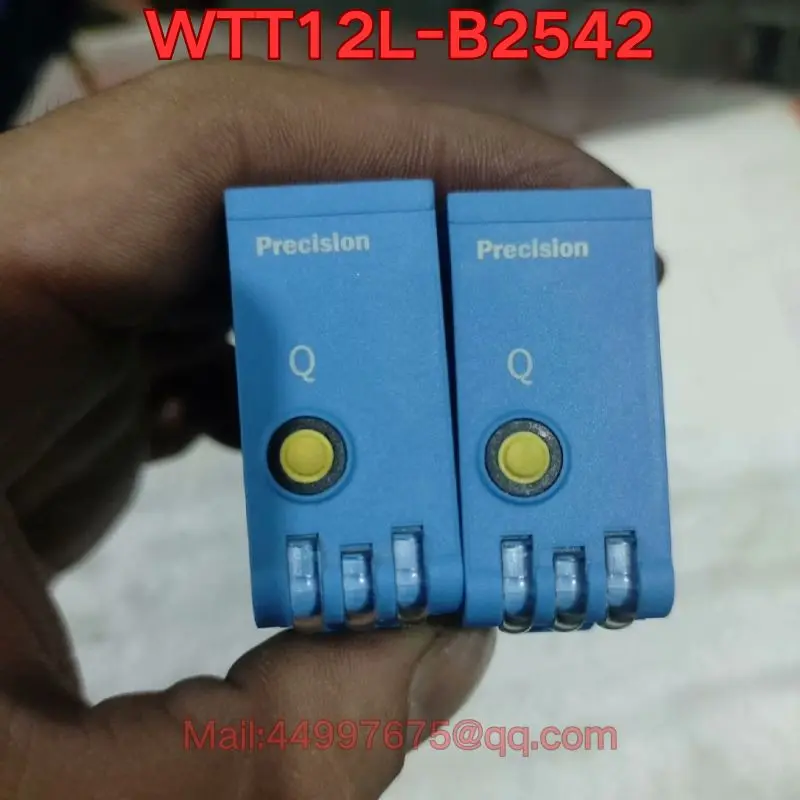 

Бывший в употреблении тест функции датчика WTT12L-B2542 обычно. Новейшее предложение 2026 года.