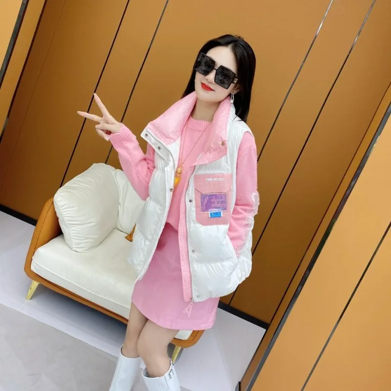 

2024 Winter Vest Women All-match Loose Sleeveless Thick Warm Cotton-padded Clothes Solid Color Pocket Zipper Coats Q509