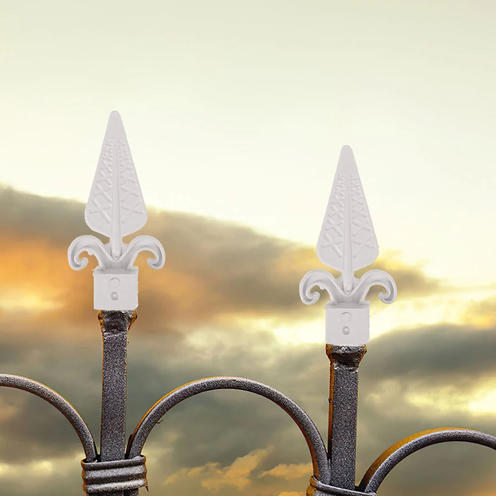 

20Pcs Plastic Fence Post Toppers Pointed Shape Fence Finials Yard Decoration Garden Decoration Plastic Border Finials