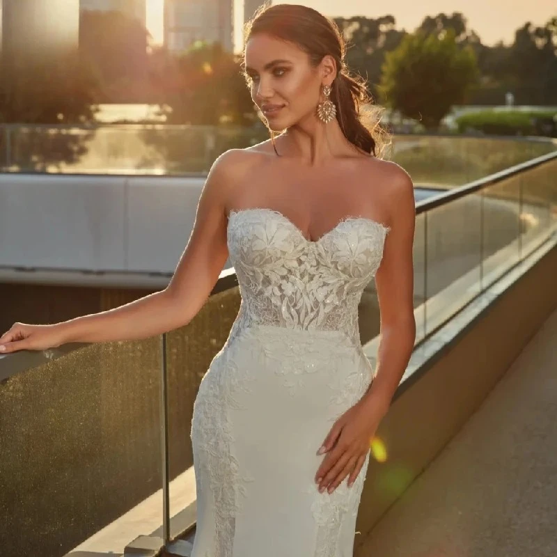Customized Wedding Dress Gorgeous Appliqued Delicate Lace Satin Bridal Gown Elegant Mermaid Floor Length Wedding Gowns