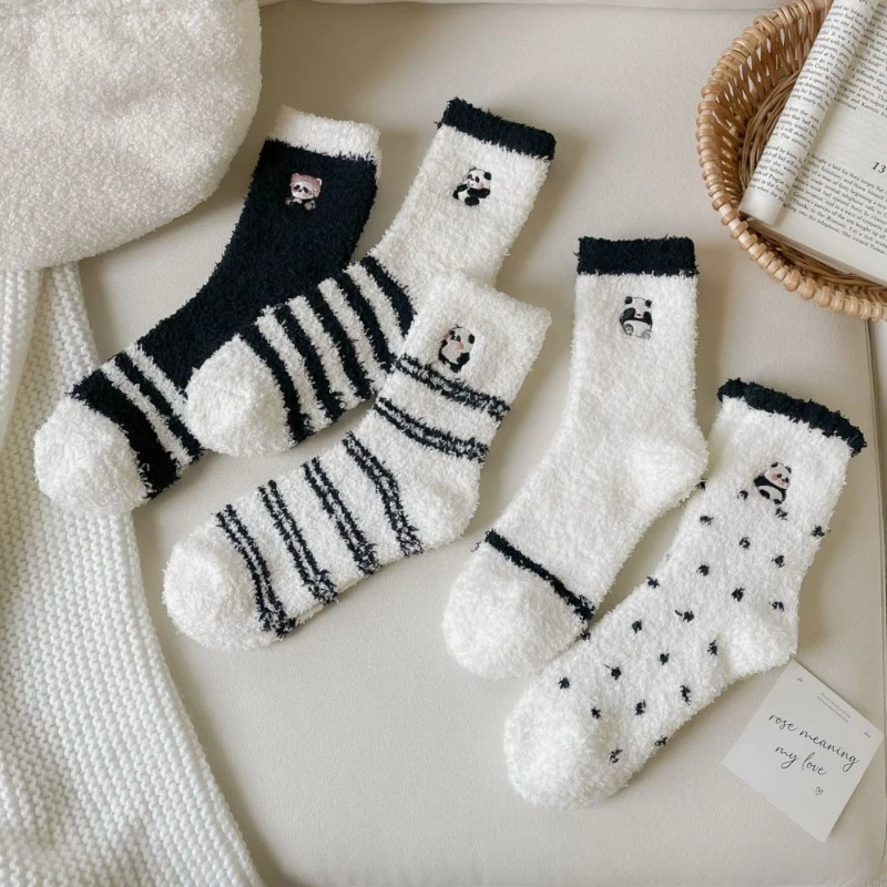 

Women Thermal Fluffy Autumn-Winter Snow Socks Girls Ins Fashion Pattern Warm Color Crew Socks Ladies Floor Sleep Socks