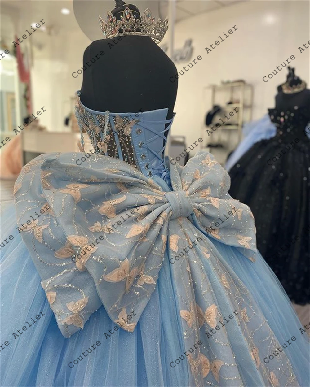 الفراشات القوس الضوء الأزرق تول فساتين Quinceanera الحبيب الكرة ثوب الحلو ستة عشر فستان فساتين الزفاف vestidos مخصص