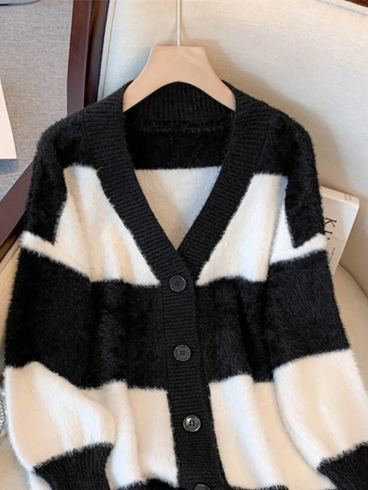 

Autumn V Neck Sweater Coats For Women Fashionable Long Sleeve Single Breasted Thermal Tops Casual Oversized Female Knitshirts