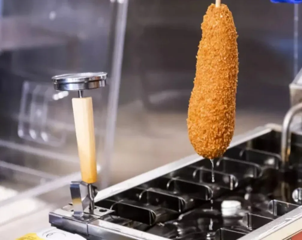 Cross-border sales 392-G  LPG  Commercial Automatic Vending Roll Making Sausage Corn Fryer Cheese Hot Dog Frying Machine