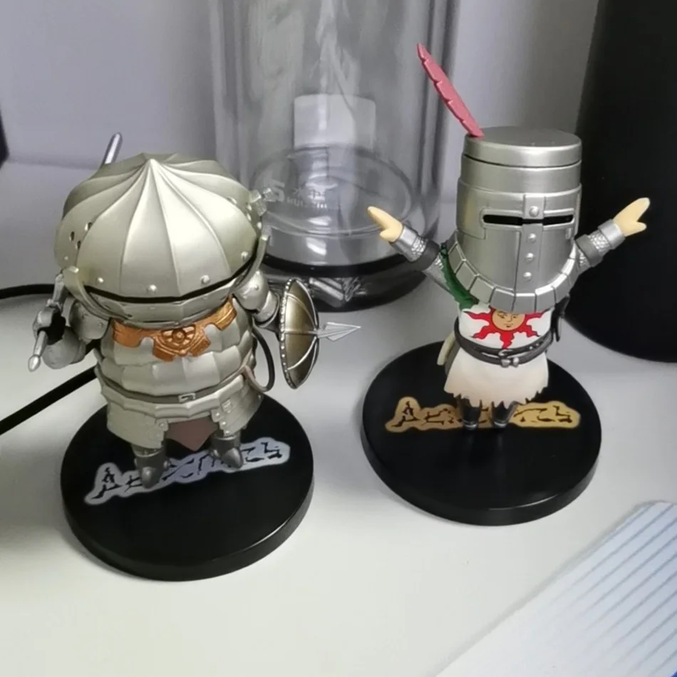 10CM Dark Souls Figure Solaire Siegmeyer Oscar Ornstein Artorias Action Figure Pvc Statue Collection Model Toy for Children Gift - view 5