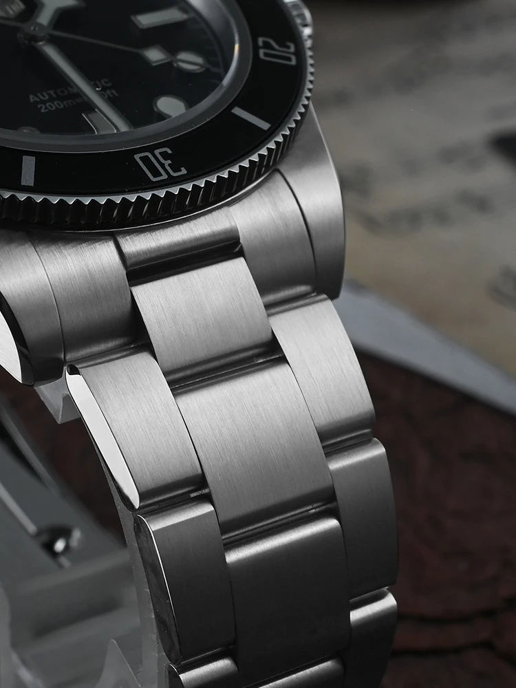 San Martin 40mm NH35 Automatic Men Diving Watch 20ATM Waterproof BB58 Sapphire Wristwatch BGW-9 C3 Luminous Reloj SN0008C/D