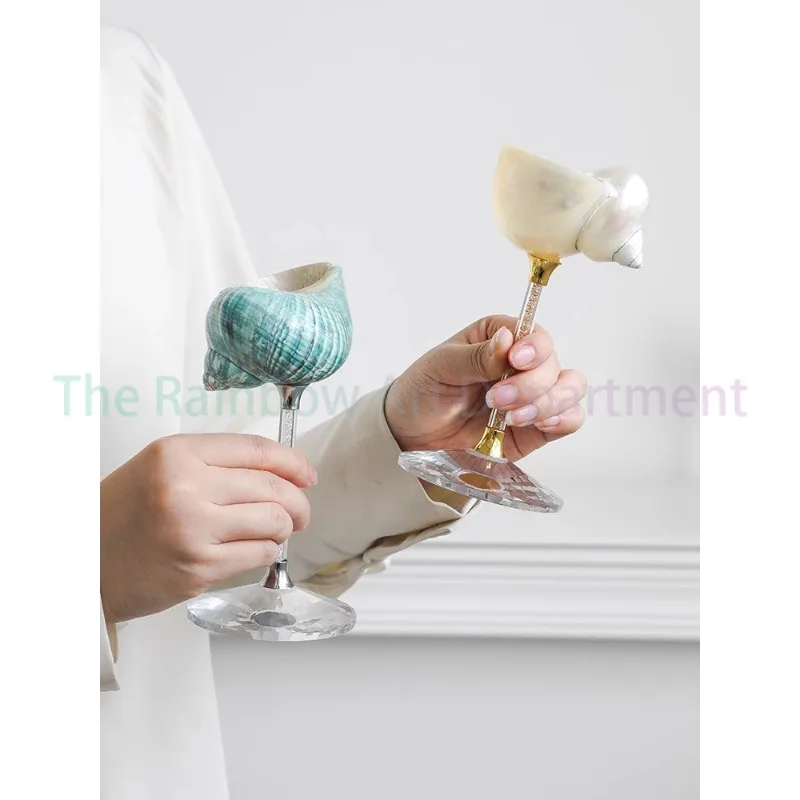 Light luxury personality natural conch shell tall glass handmade creative champagne wine glass accompanied by hand gifts