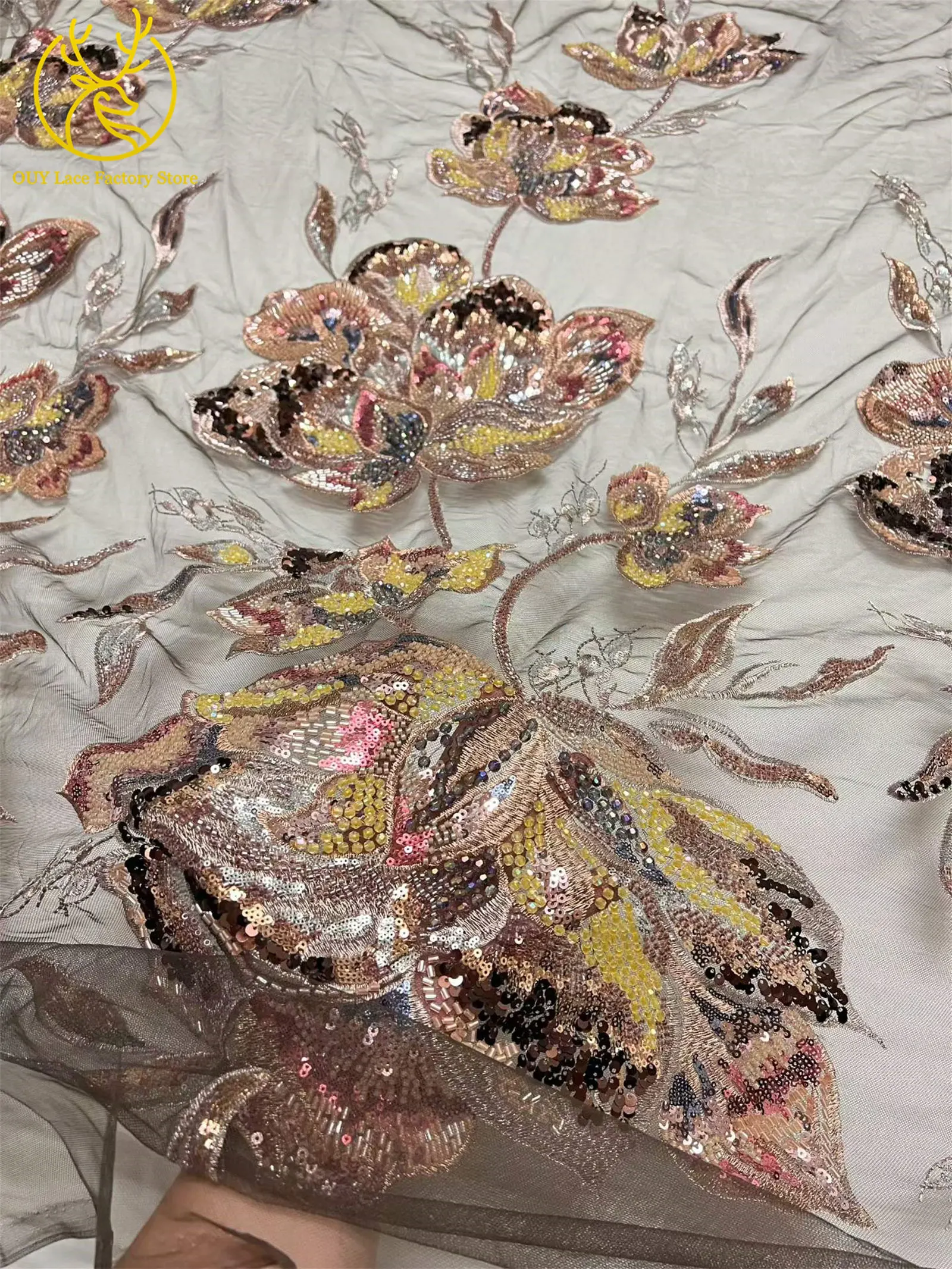 Luxuriöser afrikanischer Brautkleidstoff mit Stickerei, großen Blumen und Perlen, 5 Yards, hochwertiger französischer Pailletten-Spitzenstoff zum Nähen von Kleidern – Detail 7