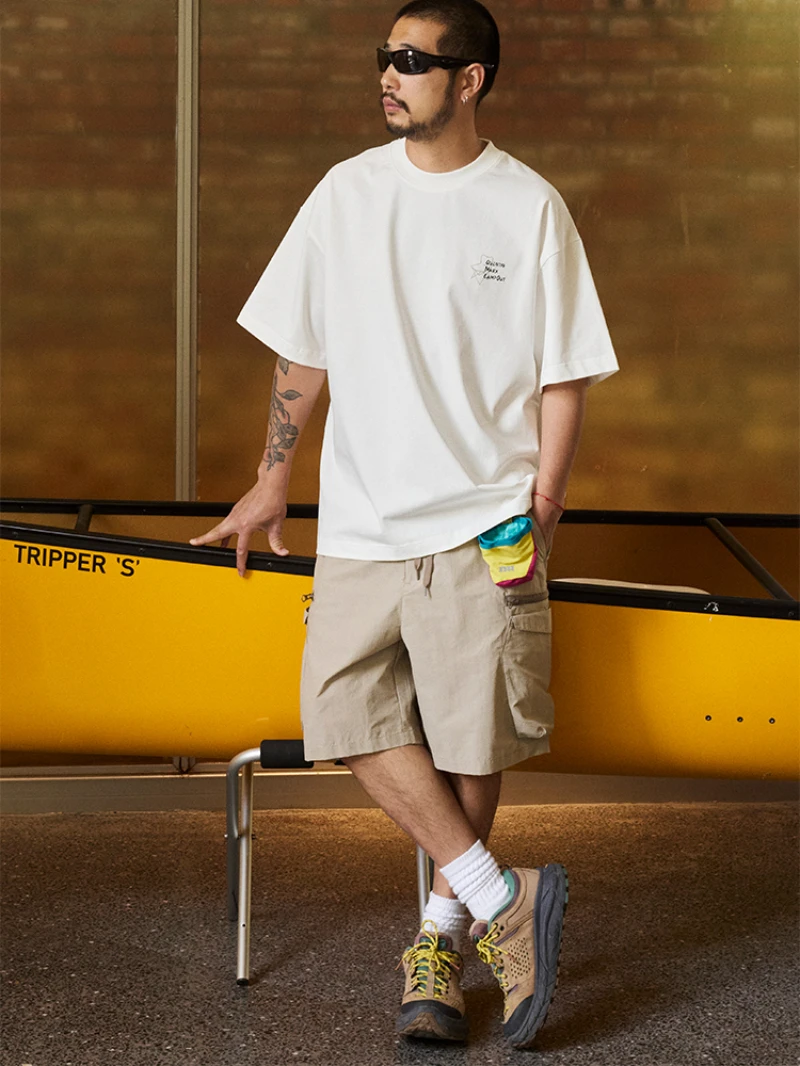 ​ ​ Мужская футболка Camp Outdoor Lifestyle, винтажный рюкзак для палатки с принтом для кемпинга, тяжелая хлопковая футболка Quentin Marx 2025 ​ ​