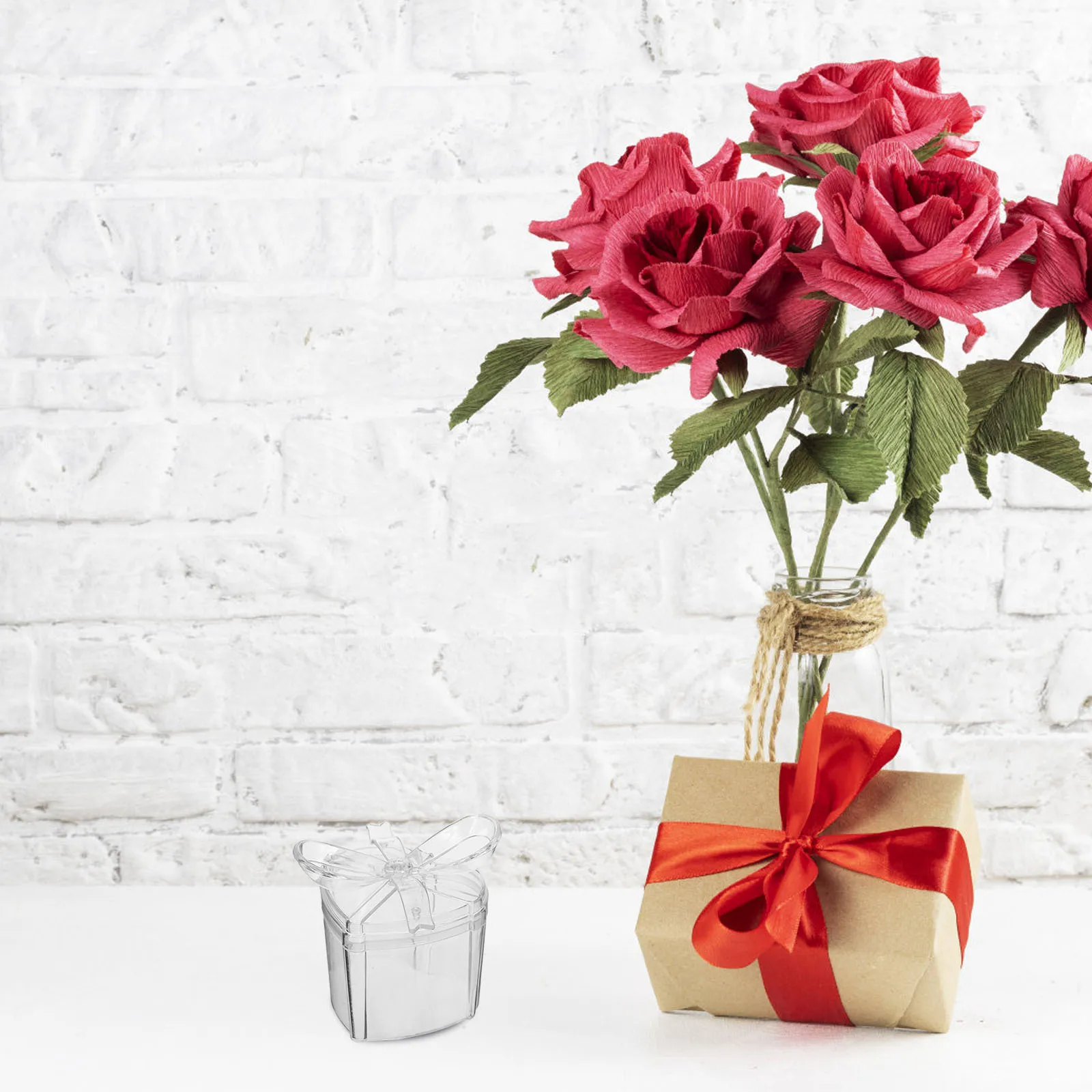 

12Pcs Heart-Shaped Clear Plastic Boxes Elegant Bow Design for Party Favors Wedding Treats Valentine's Day Gift Packaging