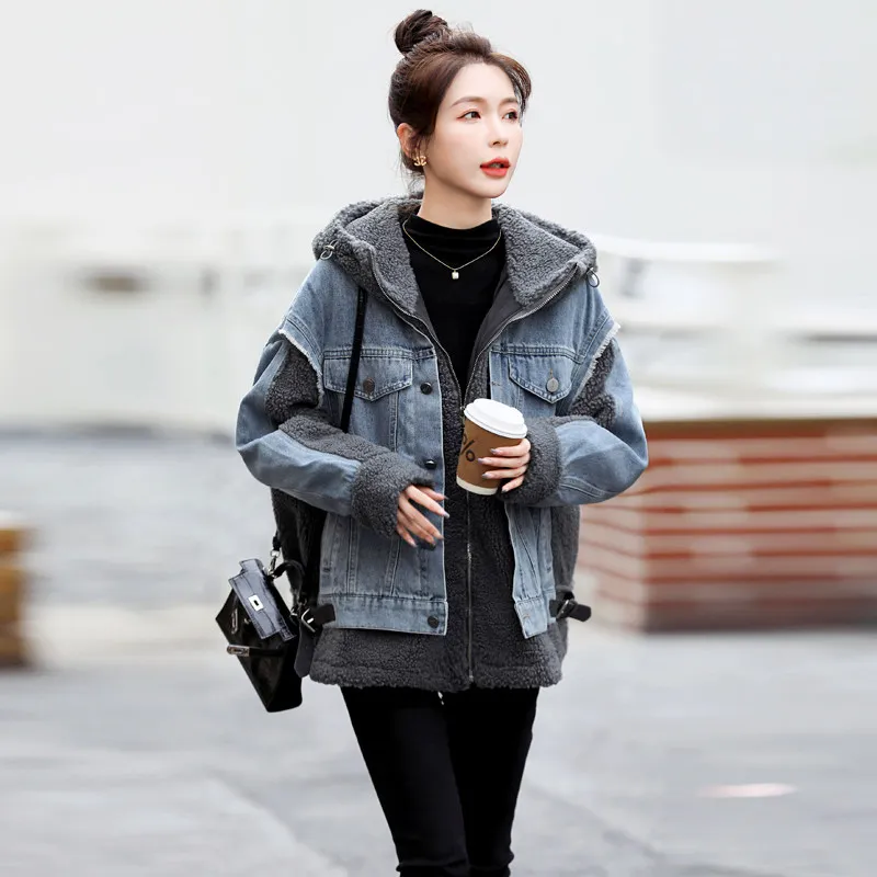 Hooded Thickened Denim Spliced Lamb Wool Jacket Women's Short 2026 Winter Velvet Cotton Jacket Foreign Gas Jacket Cotton Coat