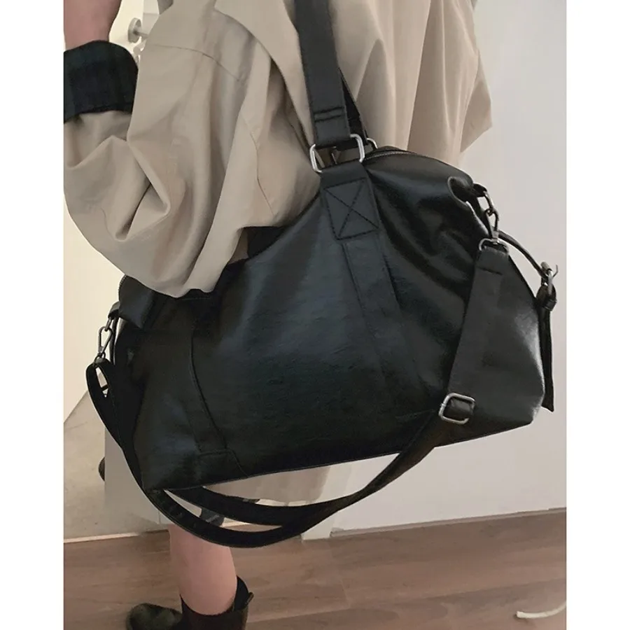 

【New Arrival】 Oversized Black Soft Leather Hobo Bag, Large Capacity Crossbody Shoulder Tote with Adjustable Strap, Casual Weekender Purse