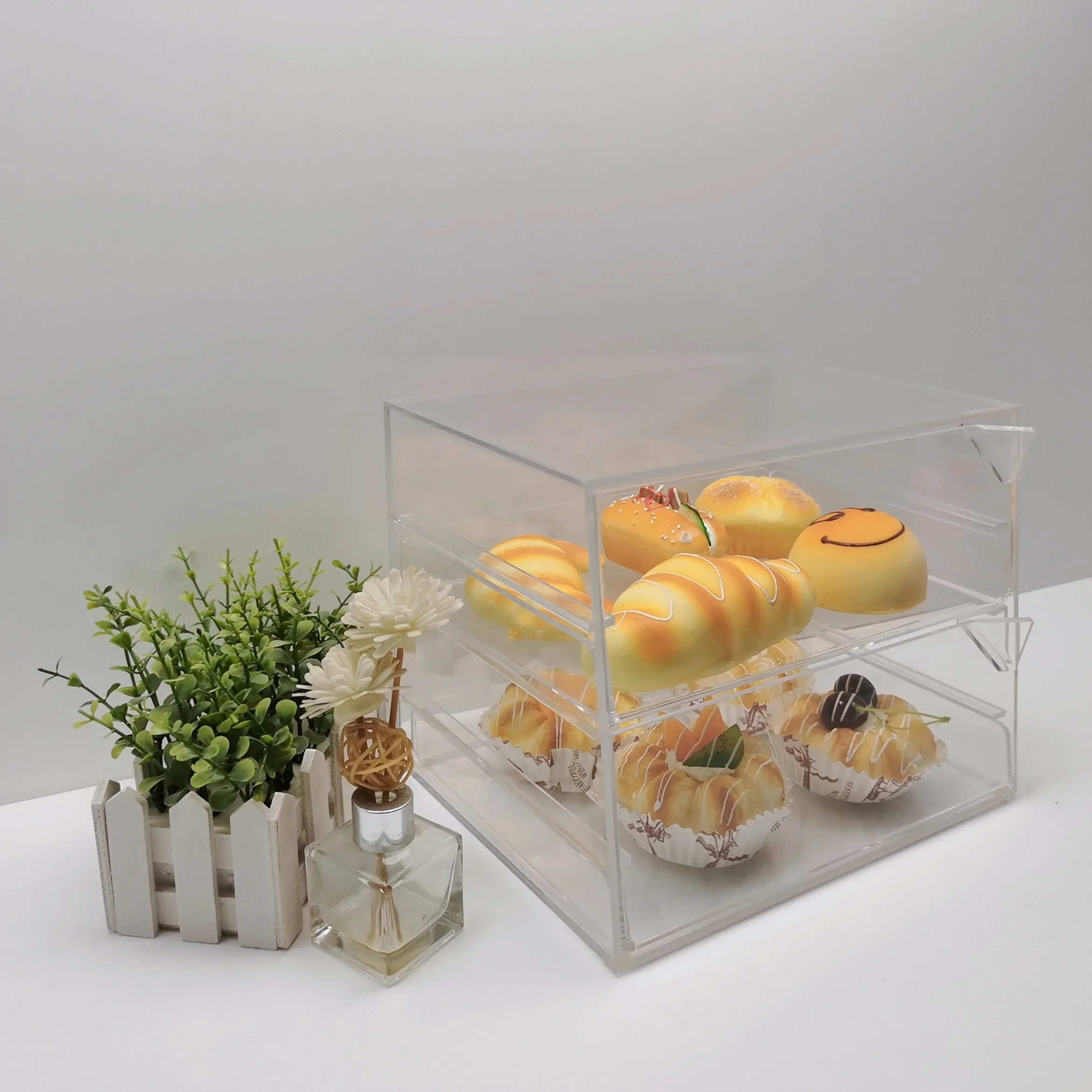 

Transparent Acrylic Square Cake Separator Case Display Boxes Storage Box