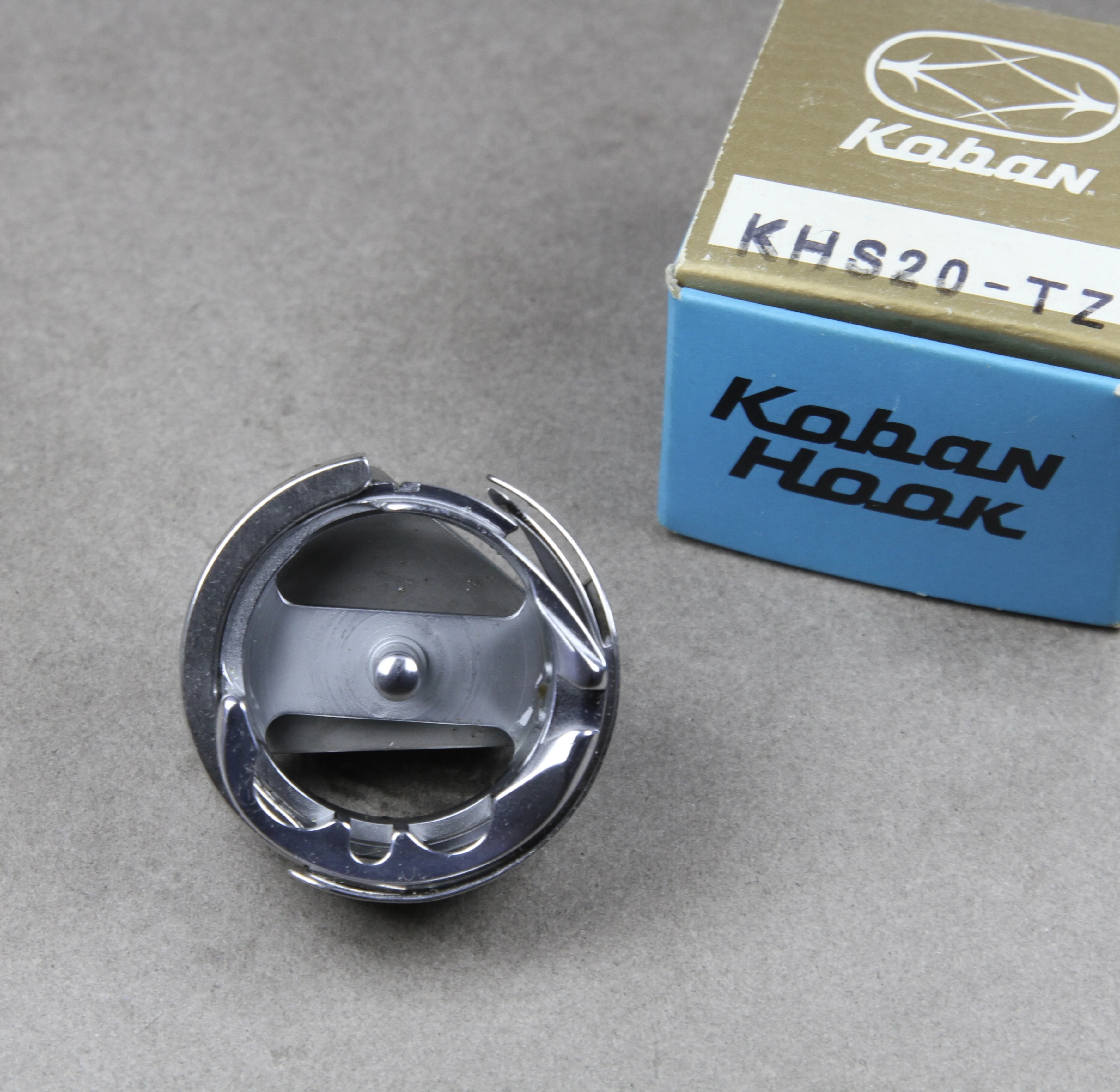 Original KOBAN KHS20-TZ/DBM-A(Z14) ROTARY HOOK for GOLDEN WHEEL CS-2390/2391 JUMBO KING WR-335-901-X2 Sewing Machine Parts