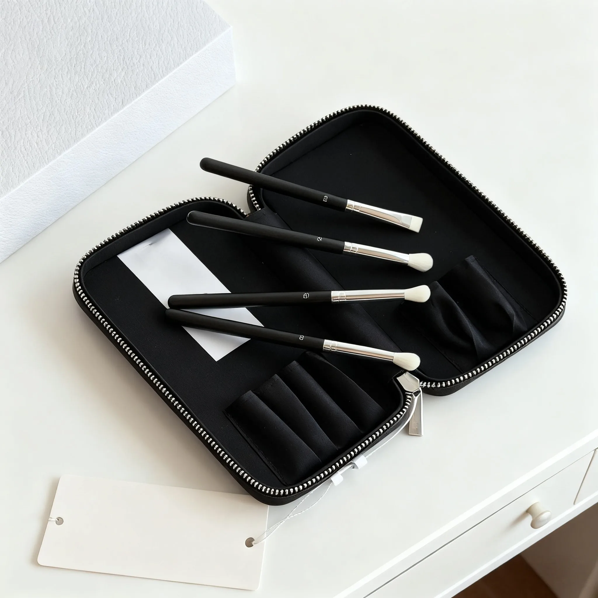 Ensemble de pinceaux de maquillage de luxe, cadeaux de vacances, brosse de fond de teint, Blush, Eyeliner, ombre à paupières, série D pour femme et petite amie