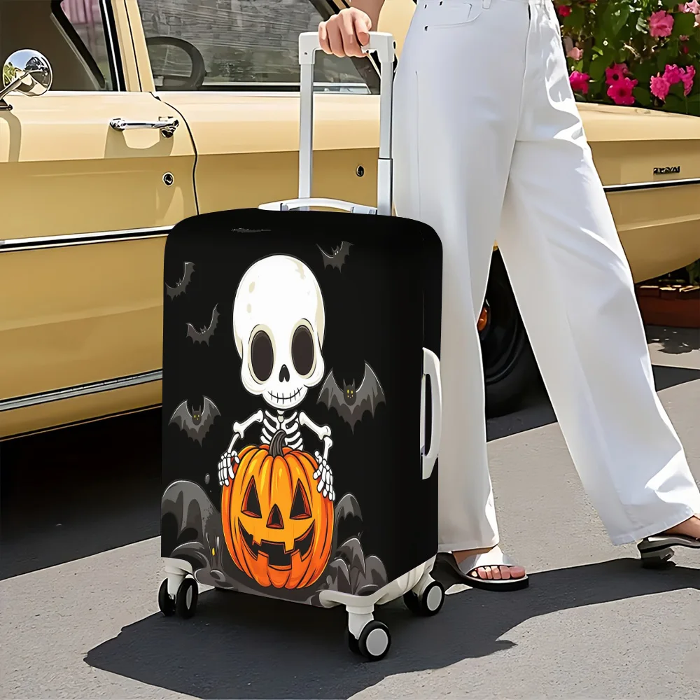 1pc Halloween Skull and Pumpkin Print Luggage Cover. Fits suitcases from 18 to 32 inches; effectively protects your luggage