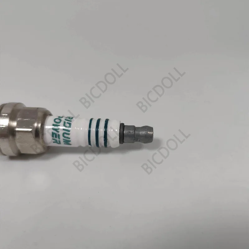 4/6PCS 5346 IKH24 Iridium Spark Plug for Audi TT A6 C7 A7 A8 RS7 S6 S8 2.5L 4.0L CEUC CRDB CWUB Ford Focus Car Ignition Candles