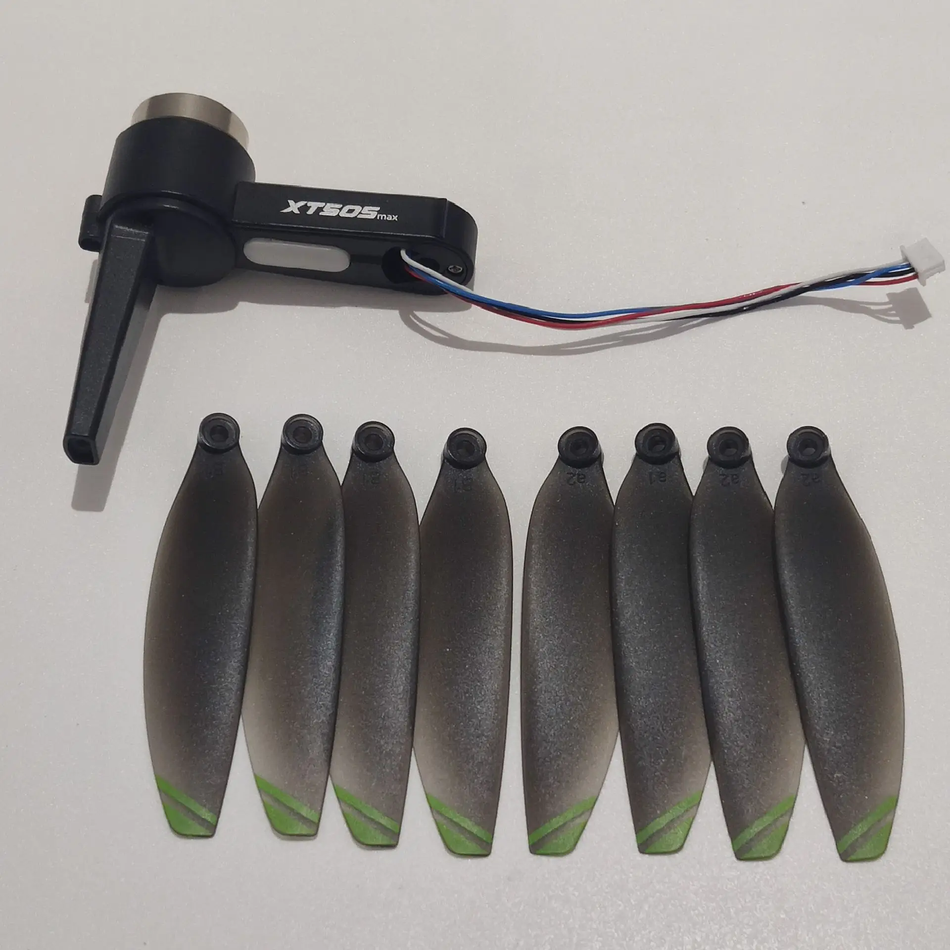 Front Brushless Motor Arm B With 8PCS Blades Accessories CW CCW Propellers for XT505 MAX Drone GPS RC Foldable Quadcopter Arm