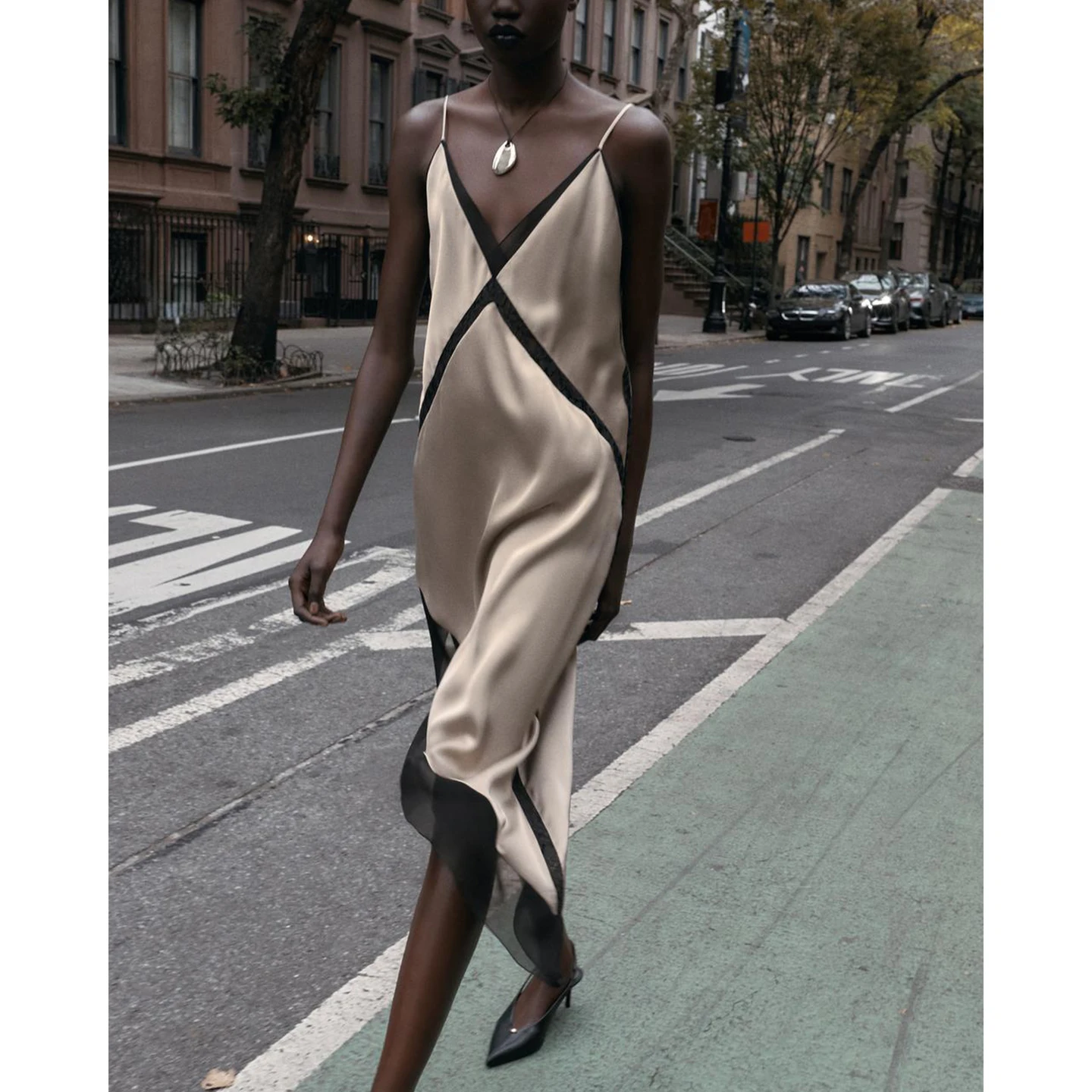 Winter New Women's V-ne Svel Silk Satin Asymmetrical Midi Dr French Sle Ci Commute Regular Thin Slim Fit