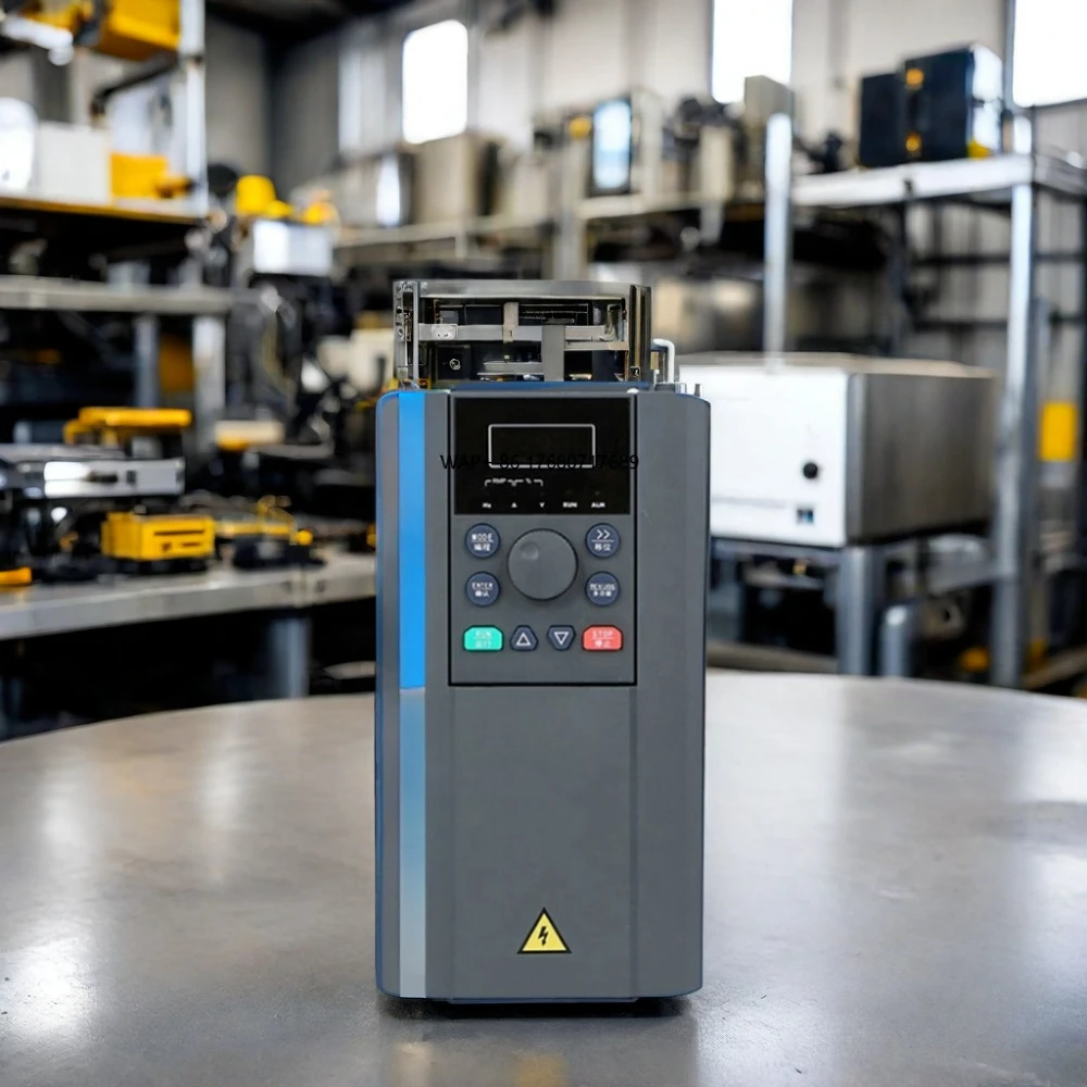 

Goldbell 1.5Kw 2.2Kw 4Kw 5.5Kw 7.5Kw 10Kw 15Kw Off Grid 3 Phase Solar Hybrid Inverter 50Hz to 60Hz Low Frequency Vfd Inverter