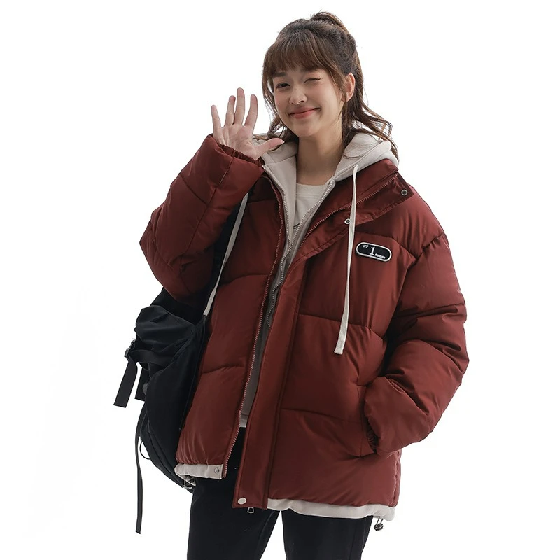 

A New Style of Loose and Oversized Cotton-padded Coat for Women in Winter A Thick Warm Retro Cotton-padded Jacket for Students