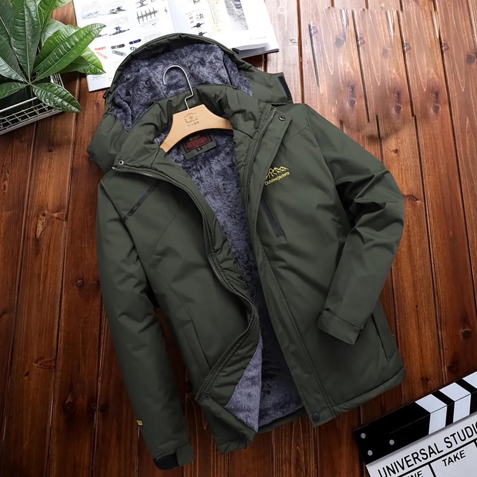 2024 New Spring And Autumn Brand Men'S Windproof Mountain Sport Jacket Plus Fleece Thickhooded Hiking Gear Clothes Jaqueta