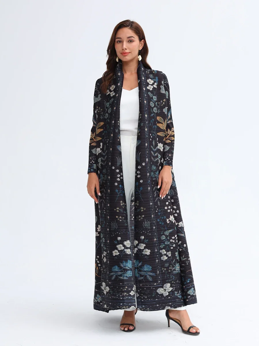 Miyake Plissee Abaya Umlegekragen Vintage Gedruckt Langarm Kleid Frauen 2025, Neue Designer Abayas Mode Lange Lose Mantel