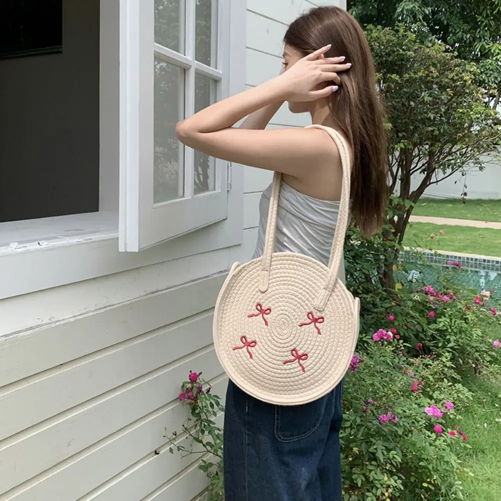 

Bohemian Round Straw Bag Embroidery Cotton Embroidered Bow Shoulder Bag Hollowed Out Large Capacity Weave Beach Bag Students