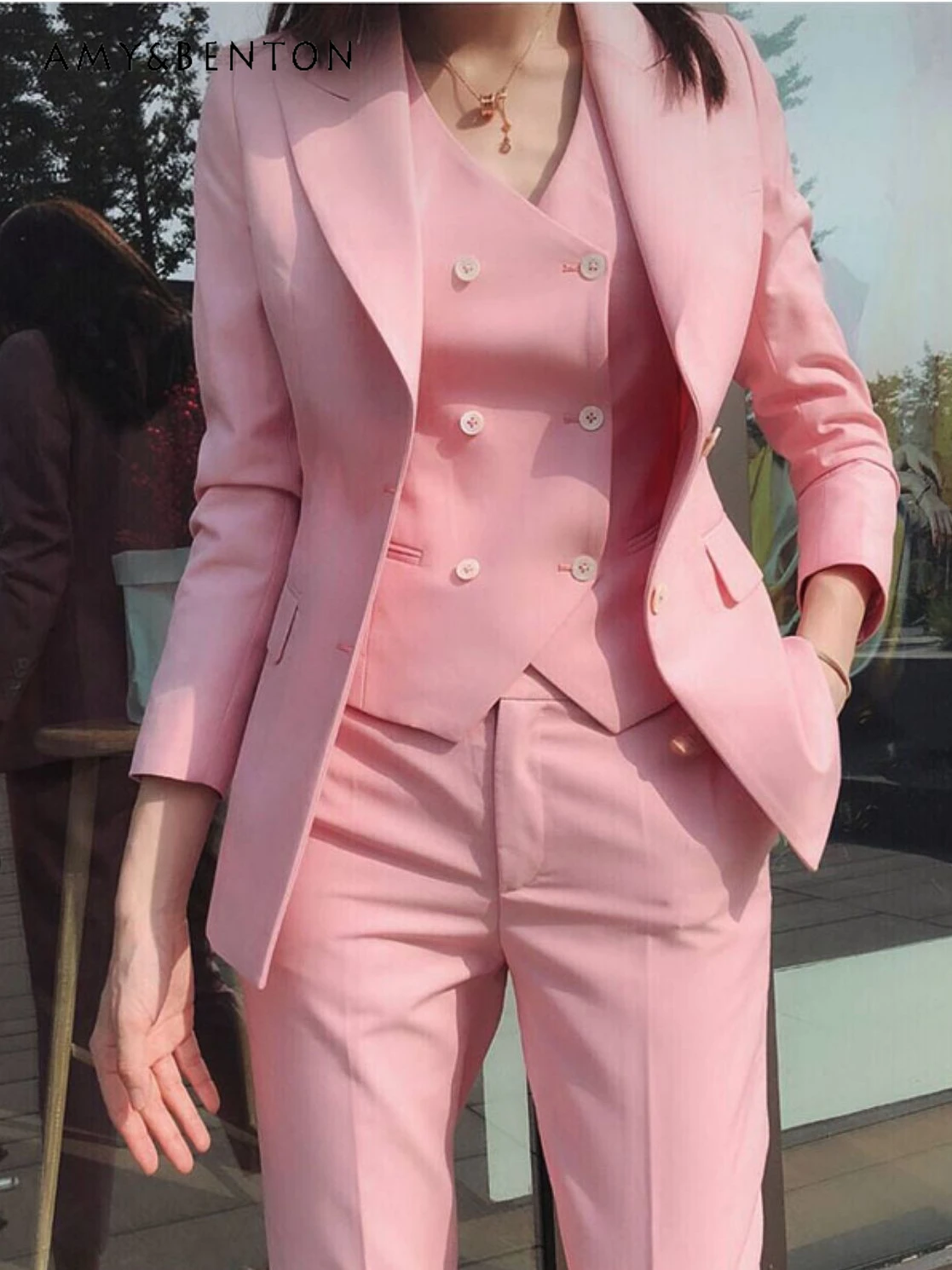 

High-end Professional Ladies Suit Women Spring Autumn Commuter Style Temperament Jacket Vest Nine-point Pants Three-piece Set