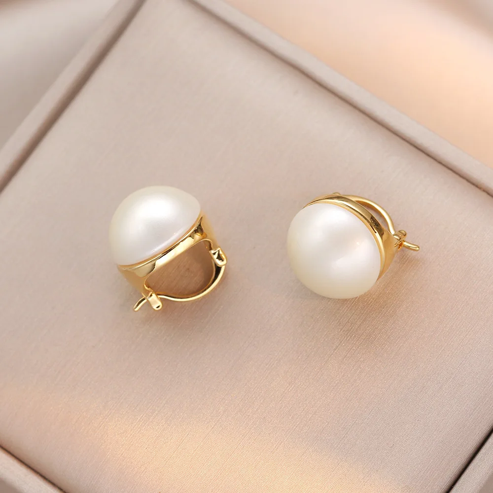 Semicircle White Imitation Pearl Earrings for Women Wedding Party Trendy Small Vintage Drop Earrings Golden Elegant Loop Jewelry