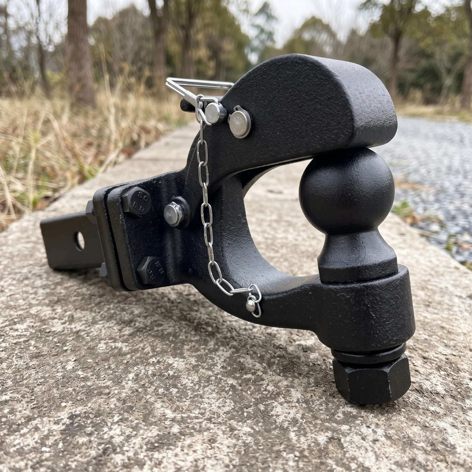 Tow Hitch with 2-Inch Ball Heavy-Duty Trailer Hitch with Safety Chain Towing Accessory Secure Hardware Corrosion-Resistant