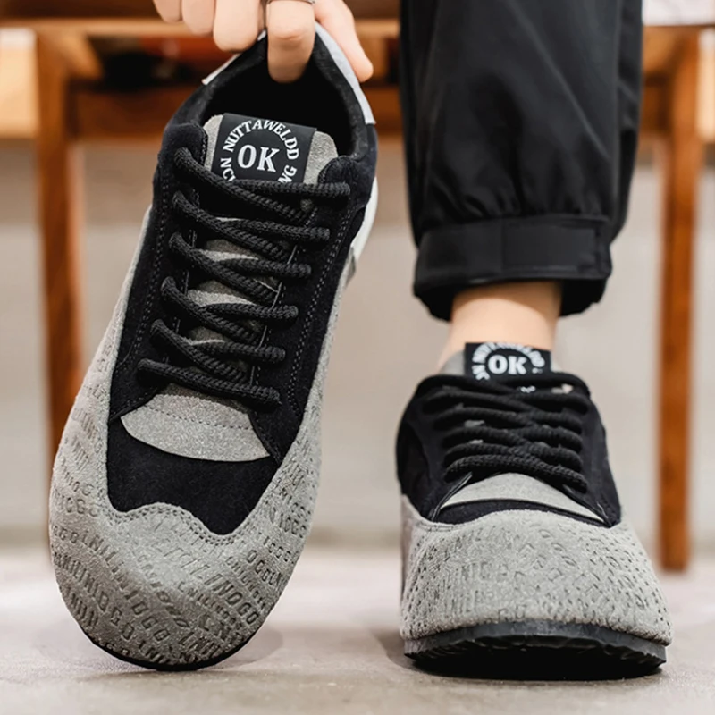 Neue weiße Skateschuhe für Männer, verschleißfeste trendige Sneakers, vielseitige modische Freizeitsportschuhe für junge Männer, Alltagsschuhe von Simpleme.