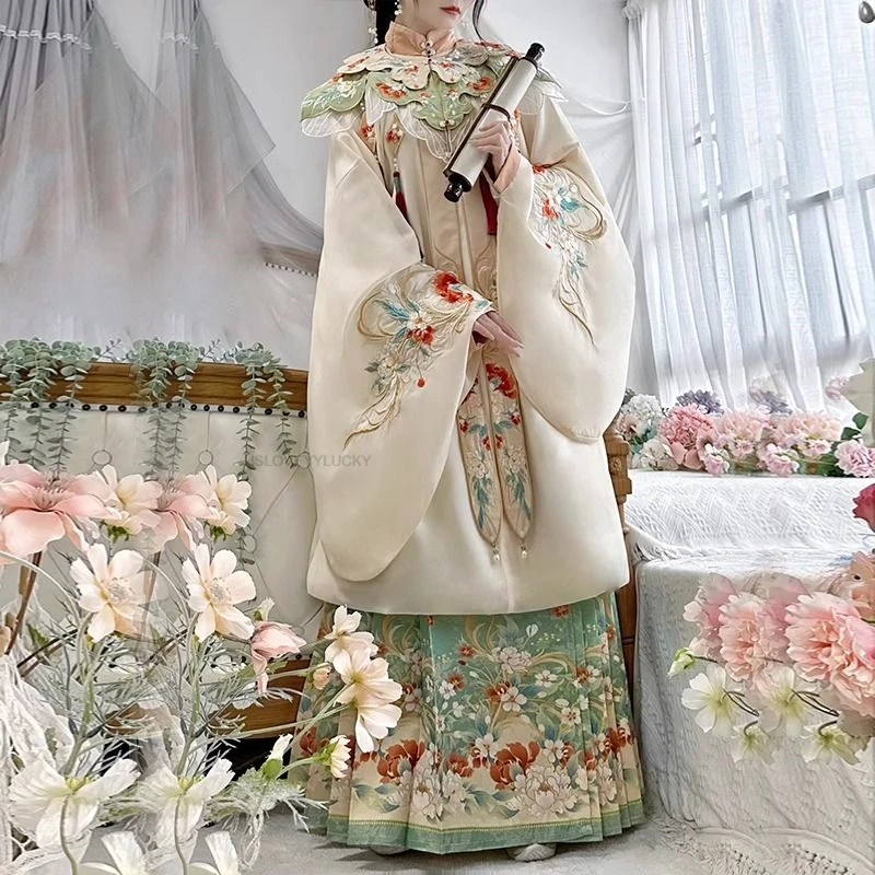 

New Chinese Ming Dynasty Improved Hanfu Set Cloud Shoulder Floral Embroidery Fairy Horse Face Skirt Women Autumn Winter Hanfu